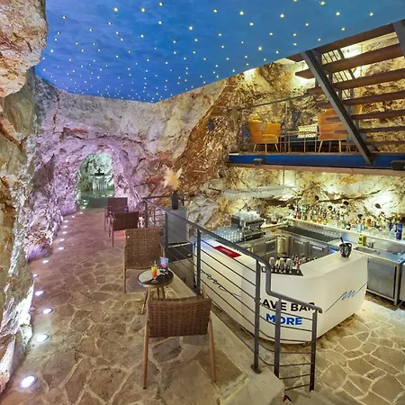 فندق (adults Only)