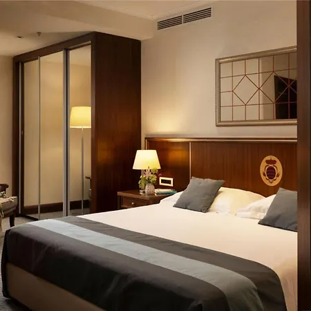 Hotel (adults Only)